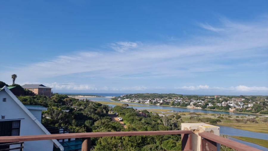 6 Bedroom Property for Sale in Merryhill Eastern Cape